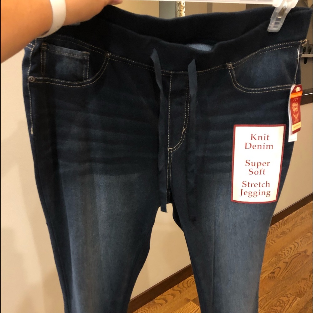 Knit Jeggings NWT